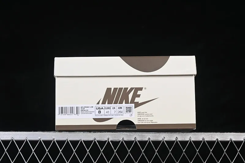 All categories Air Jordan Jordan series basketball shoes Air Jordan 1 Low LJR version Travis Scott x Air Jordan 1 Low OG AJ1 Joe 1 undercut low DM7866-200